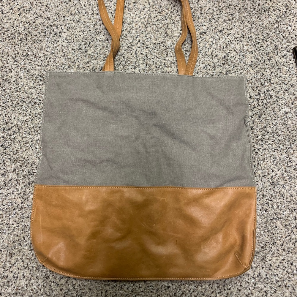 Cute linen/leather tote